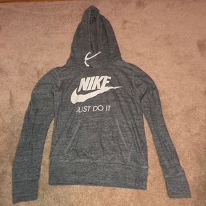Nike pullover